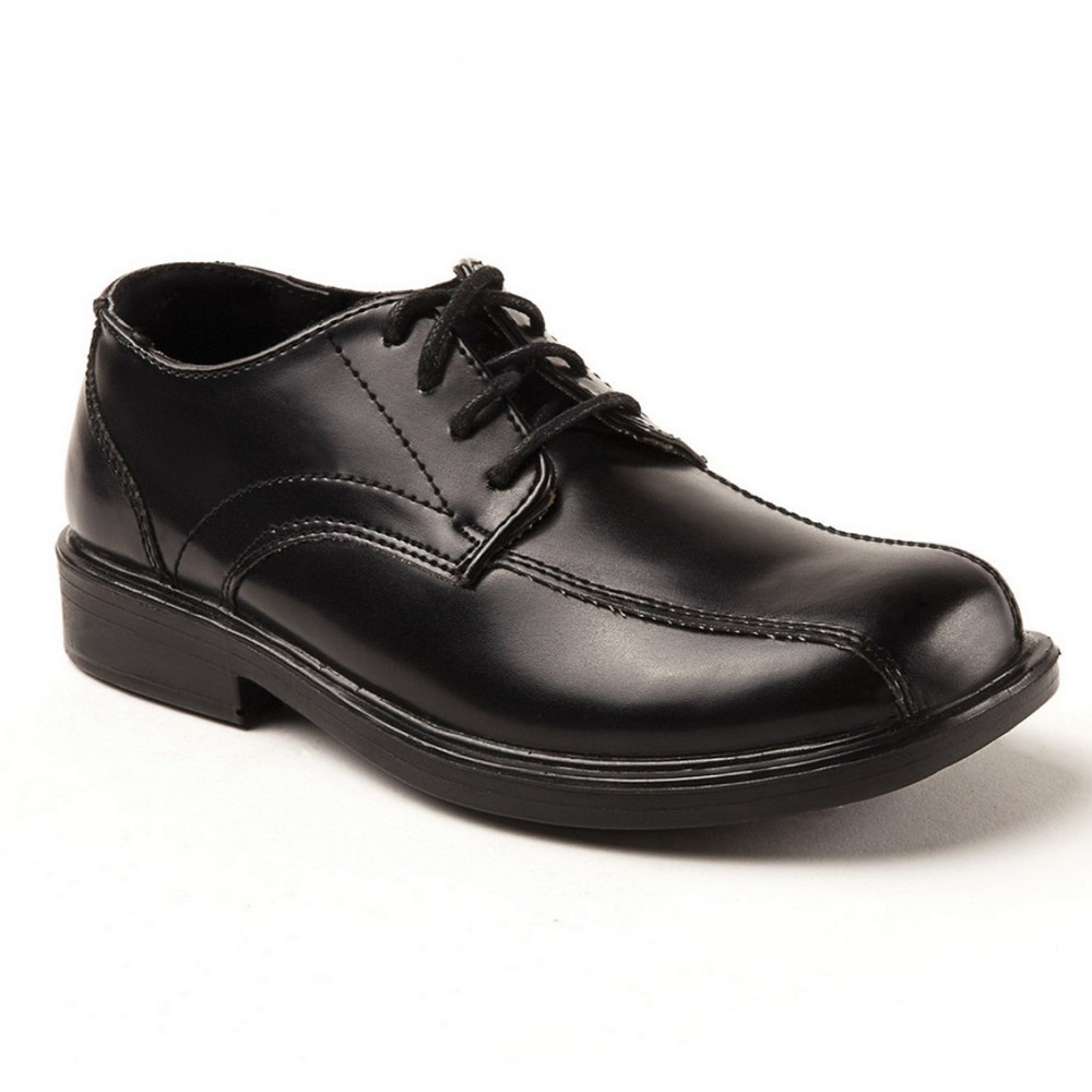 Deer Stag 7 Wide boys dress shoe like new!